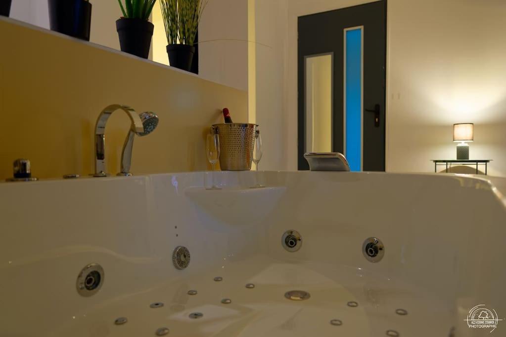 Suite Le Cocoon & Spa By Nancyintimelounge Экстерьер фото