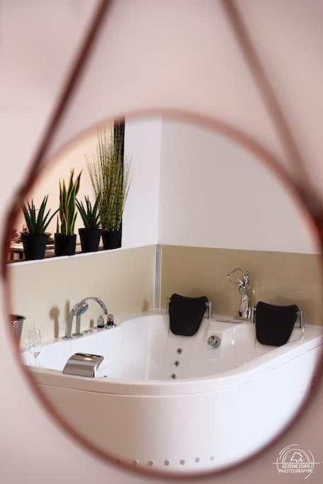Suite Le Cocoon & Spa By Nancyintimelounge Экстерьер фото